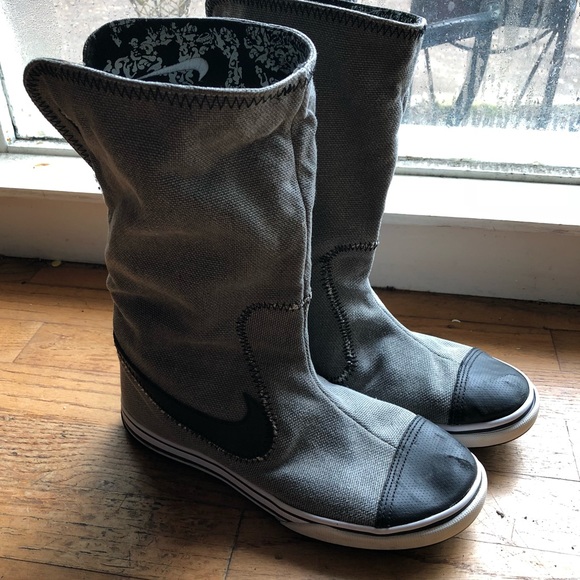 Vintage Nike Boots